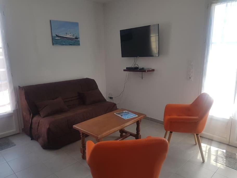 Вилла Maison Au Calme A 300M De La Plage Ла-Котиньер Экстерьер фото